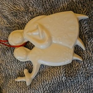 Haviland/Limoges Christmas ornament 1976